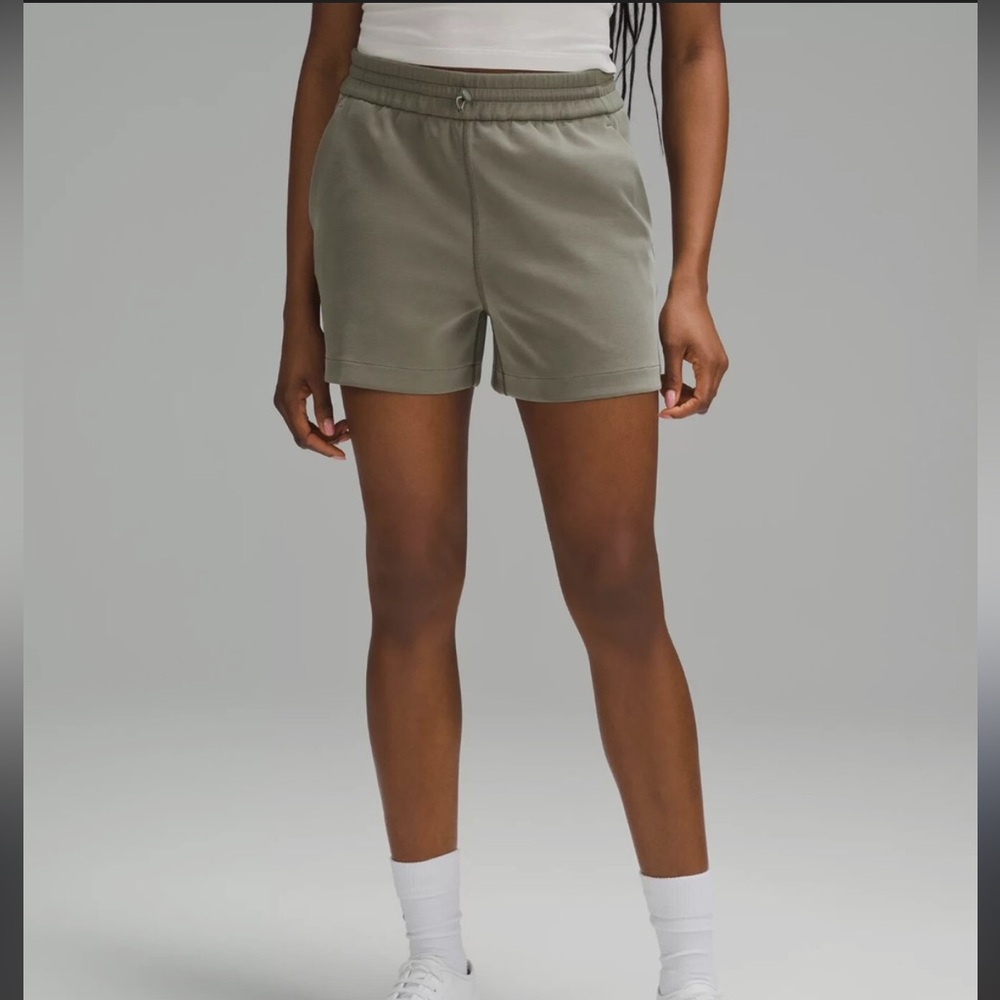 SOLD ———Lululemon Softstreme Shorts size 12